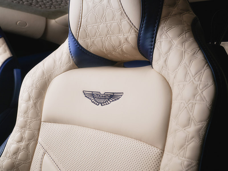 نسخة حصرية للشرق الأوسط من دي بي إس سوبرليجيرا من أستون مارتن